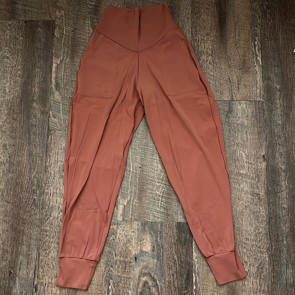 Workout pants